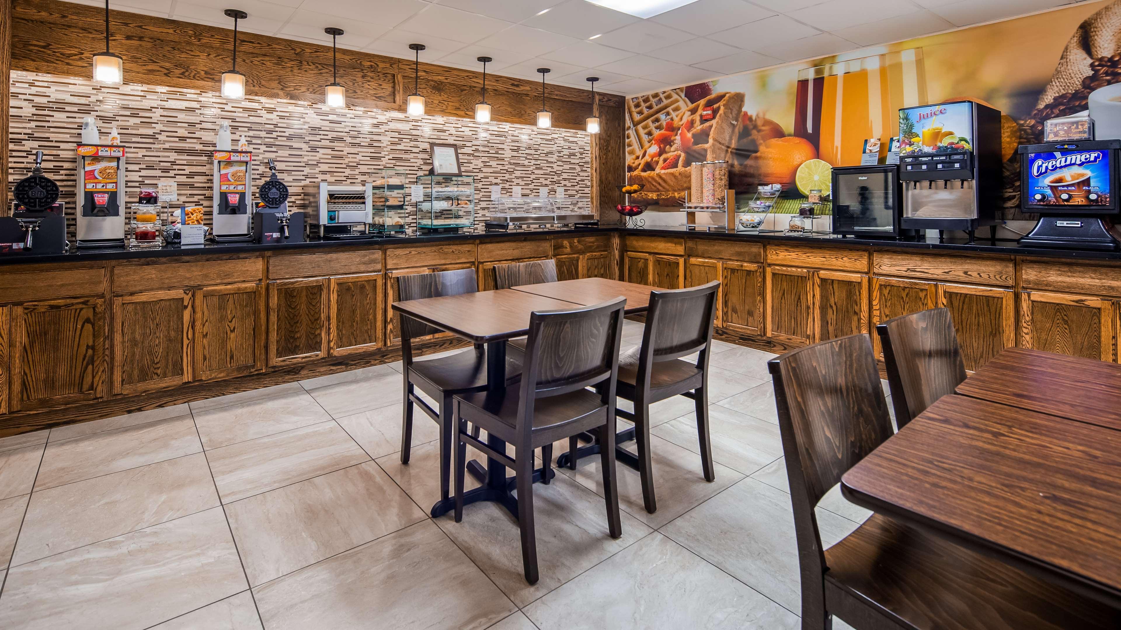Best Western Inn at Blakeslee-Pocono Buitenkant foto