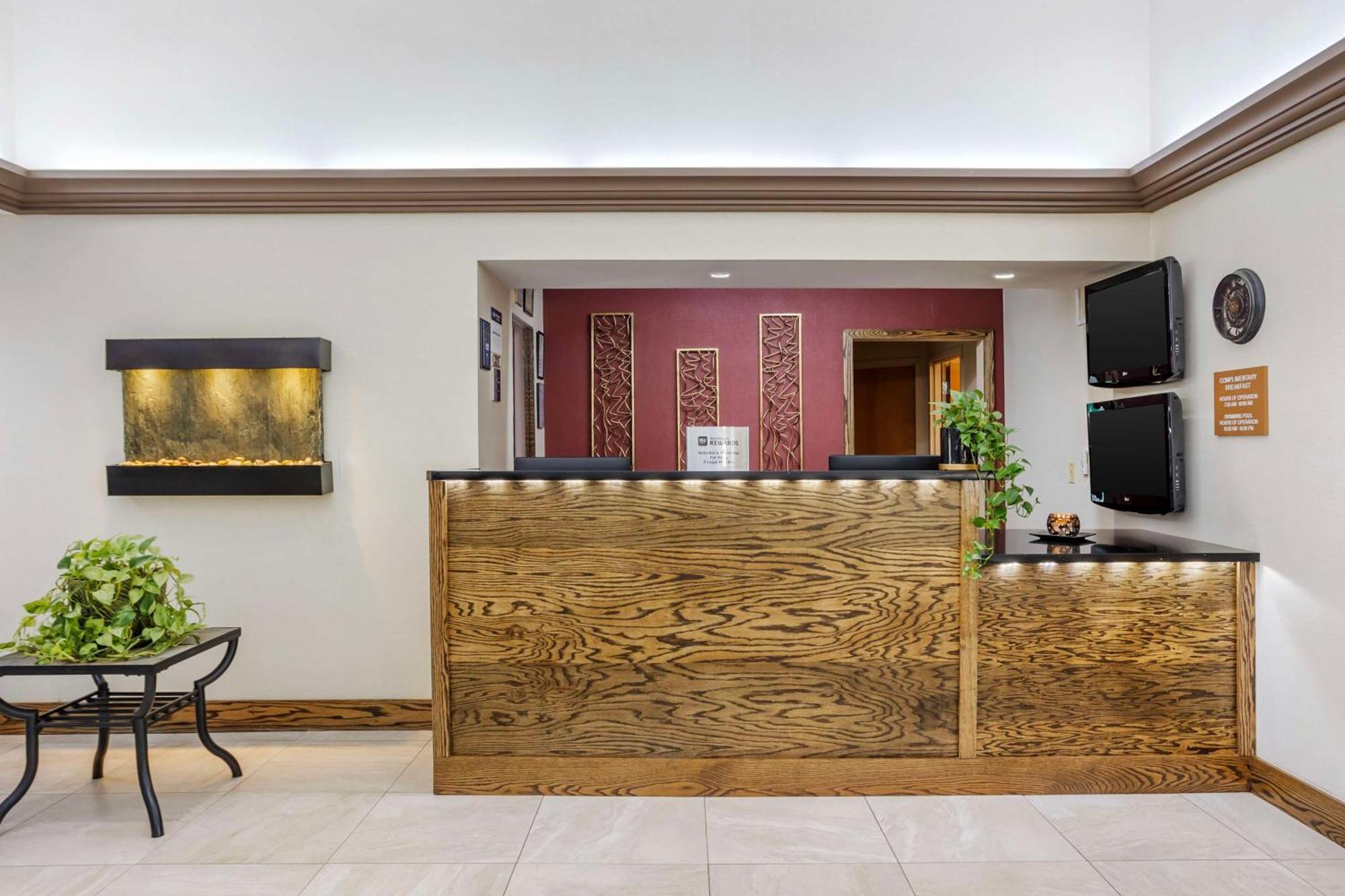 Best Western Inn at Blakeslee-Pocono Buitenkant foto