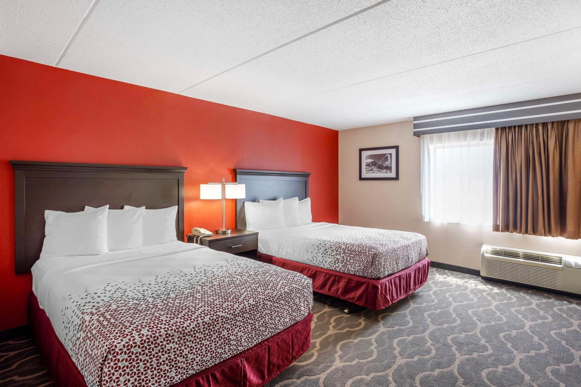Best Western Inn at Blakeslee-Pocono Buitenkant foto