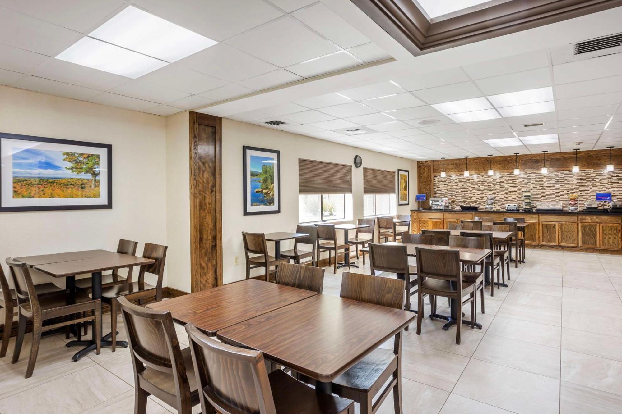 Best Western Inn at Blakeslee-Pocono Buitenkant foto