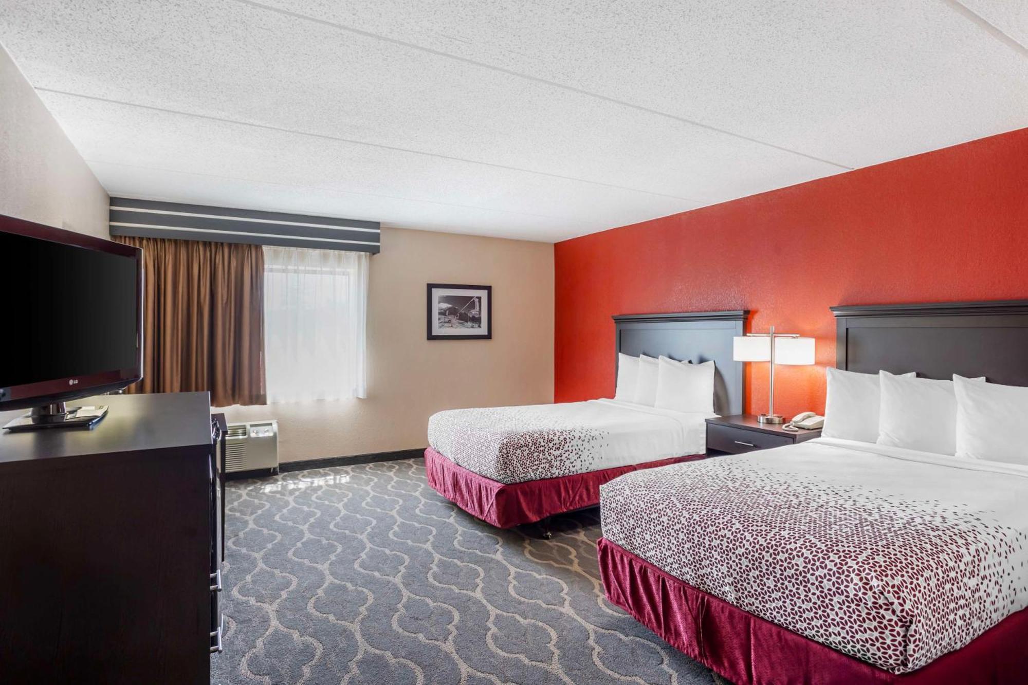Best Western Inn at Blakeslee-Pocono Buitenkant foto