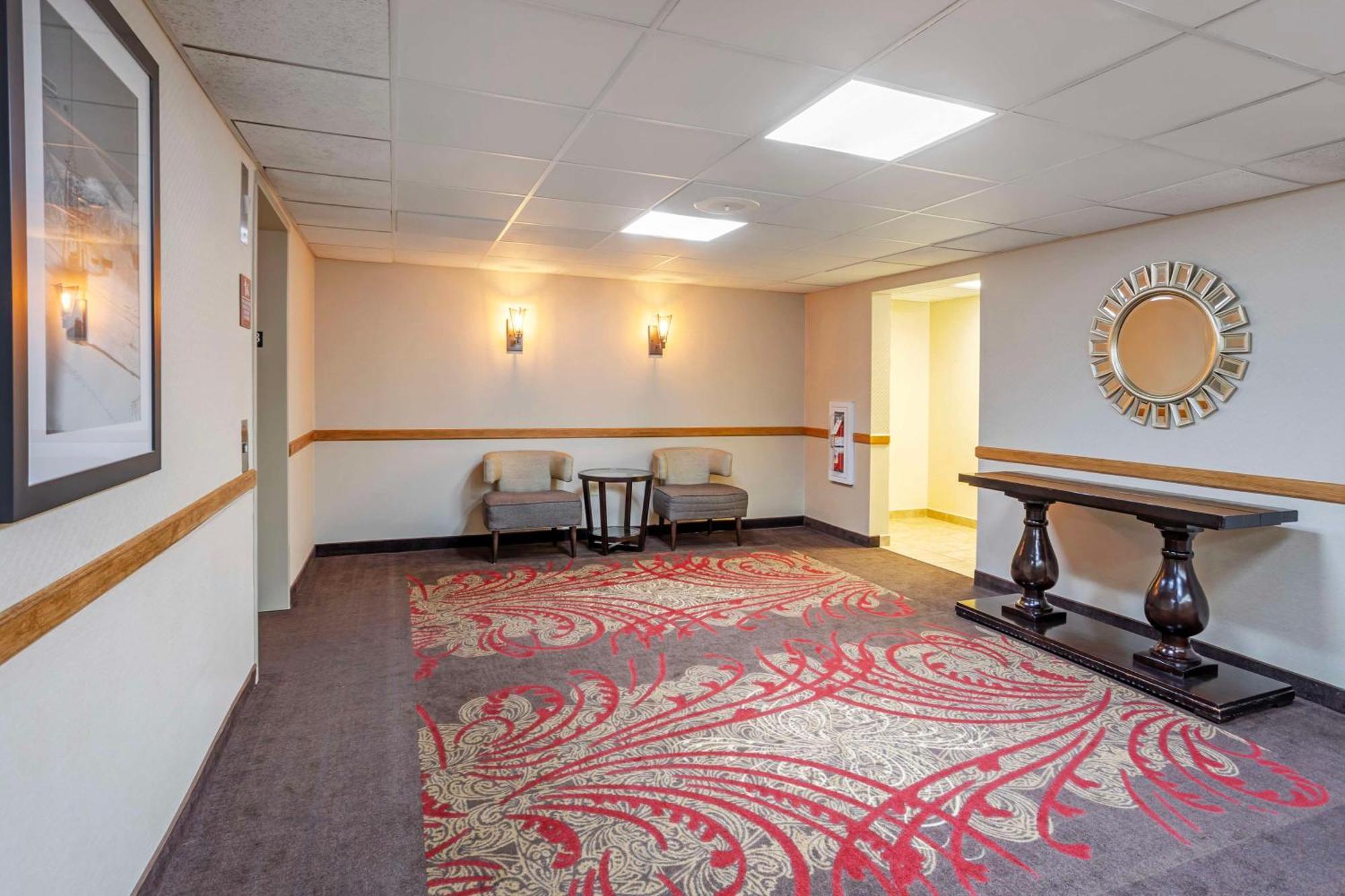 Best Western Inn at Blakeslee-Pocono Buitenkant foto
